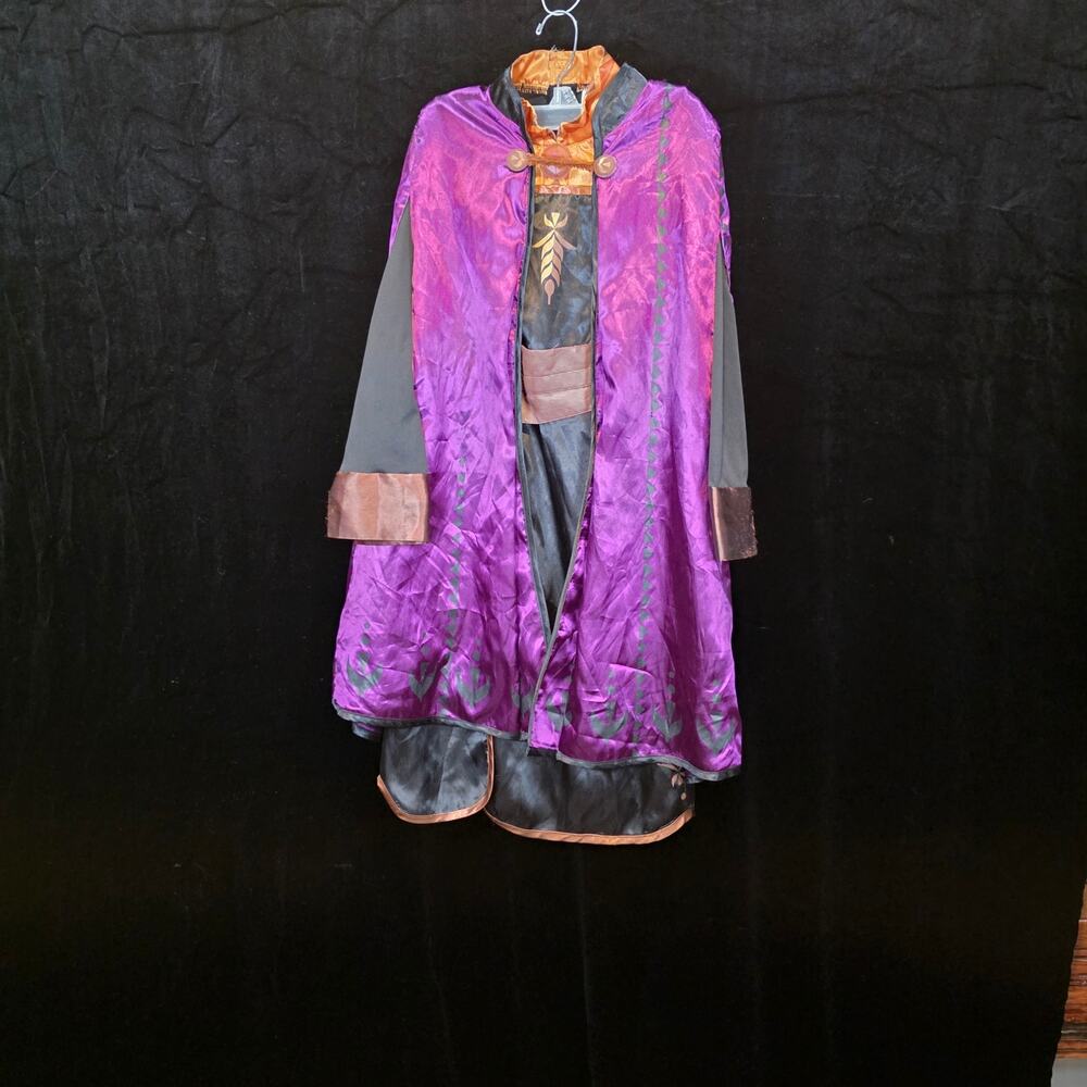 Disney's Frozen 2 Anna's BlackTravel Dress & Purple Cape Costume Size 9/10